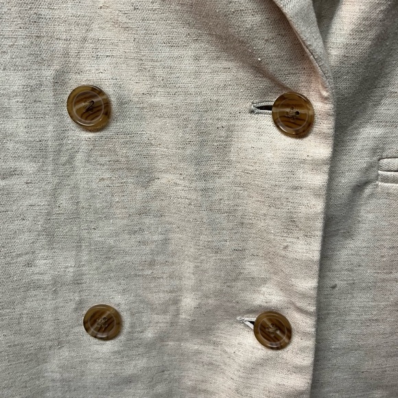Banana Republic Beige Double-Breasted Blazer. Size 2 - Picture 2 of 5